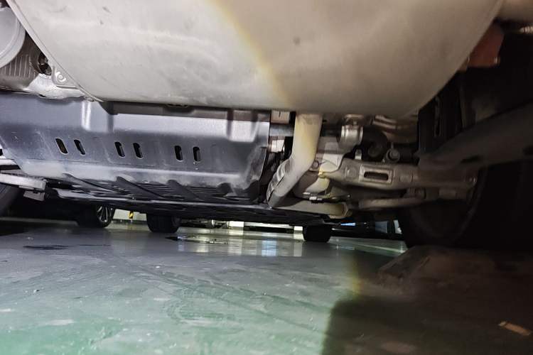 Used Hima AITO M9 2024 Range-Extended Ultra Version 52 kWh 6-Seater Model Chassis Rear