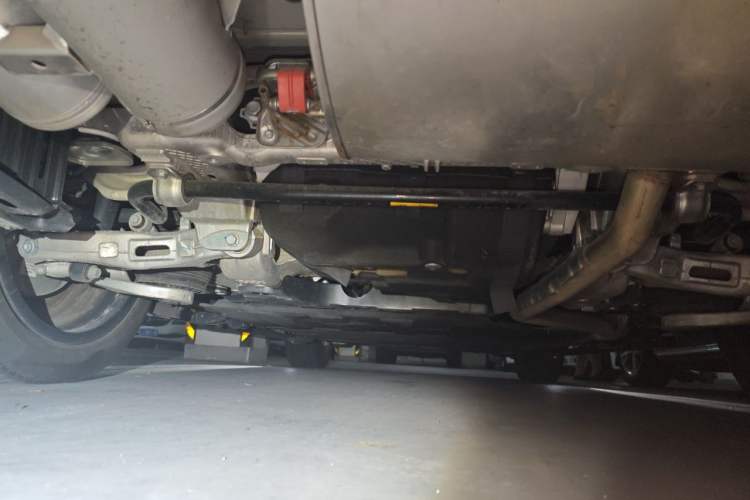 Used Hima AITO M9 2024 Range-Extended Ultra Version 52 kWh 5-Seater Model Chassis Rear