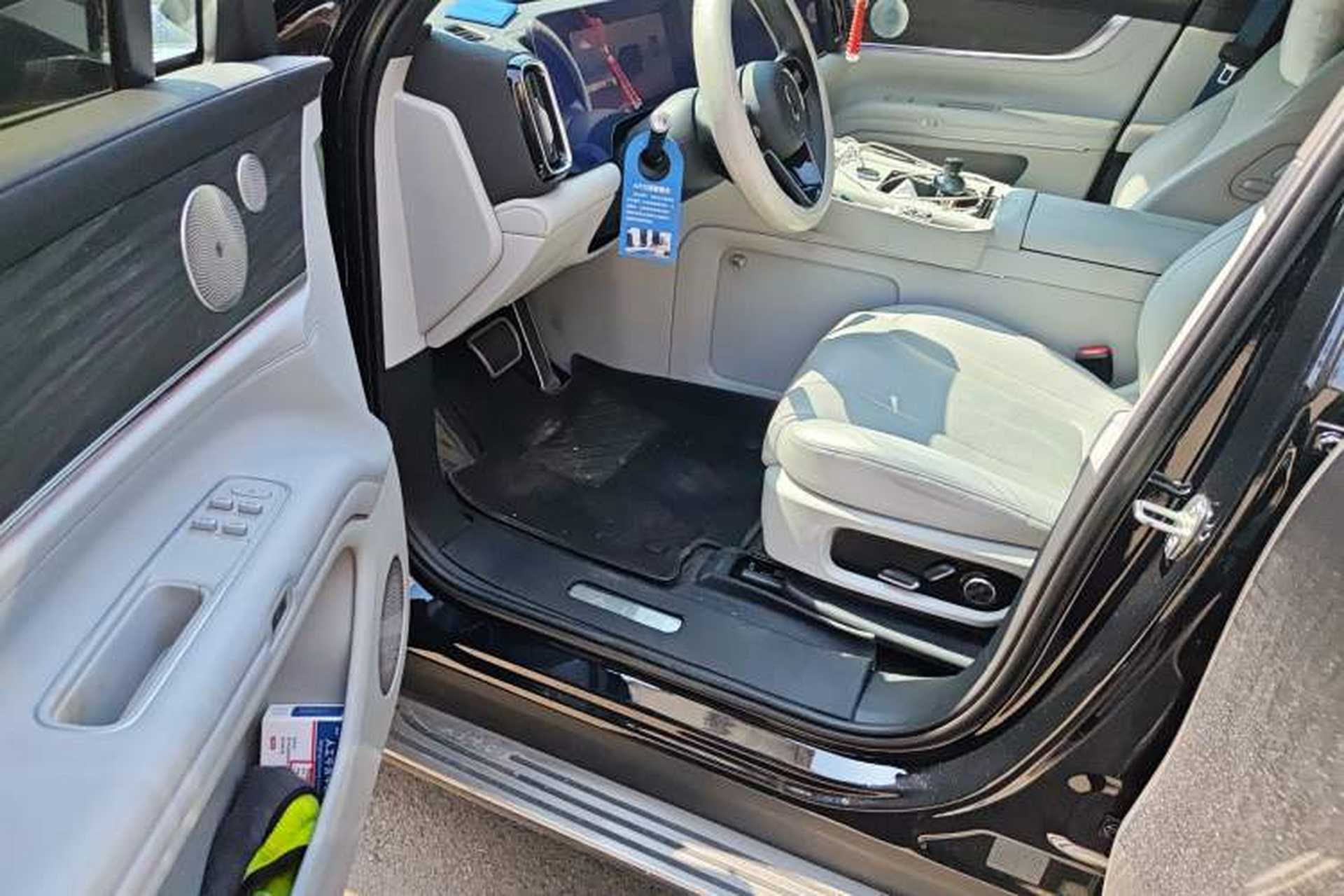 Used Hima AITO M9 2024 All-Electric Max Version 100 kWh 6-Seater Driver Seat