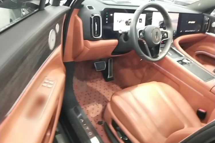 Used Hima AITO M9 2024 Range-Extended Ultra Version 52 kWh 5-Seater Model Driver Seat