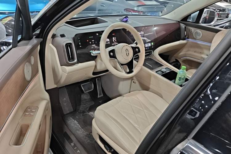 Used Hima AITO M9 2024 Range-Extended Ultra Version 52 kWh 5-Seater Model Driver Seat