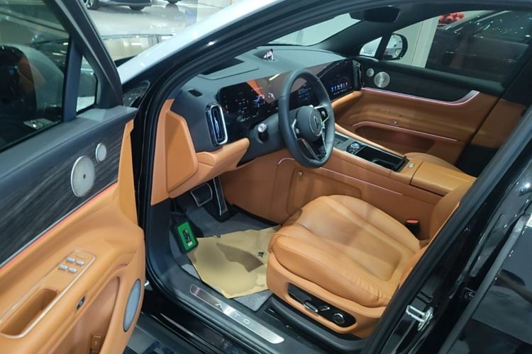 Used Hima AITO M9 2024 Range-Extended Ultra Version 42 kWh 6-Seater Model Driver Seat