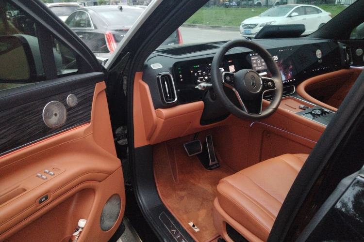 Used Hima AITO M9 2024 Range-Extended Ultra Version 52 kWh 6-Seater Model Driver Seat