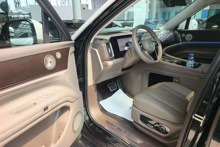 Used Hima AITO M9 2024 Range-Extended Ultra Version 52 kWh 5-Seater Model Driver Seat