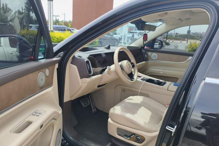 Used Hima AITO M9 2024 Range-Extended Max Edition 52 kWh 5-Seater Version Driver Seat