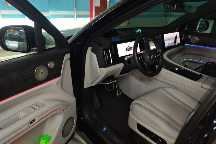 Used Hima AITO M9 2024 Range-Extended Max Edition 52 kWh 6-Seater Version Driver Seat