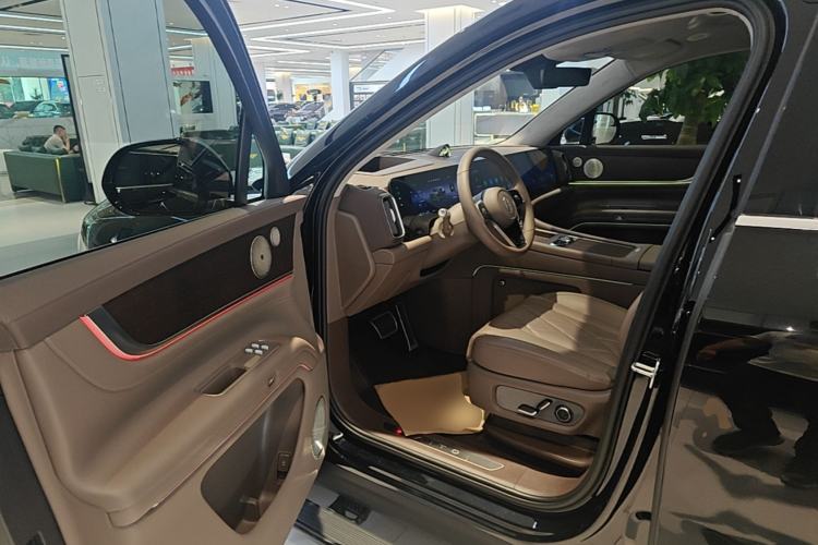 Used Hima AITO M9 2024 Range-Extended Ultra Version 42 kWh 6-Seater Model Driver Seat