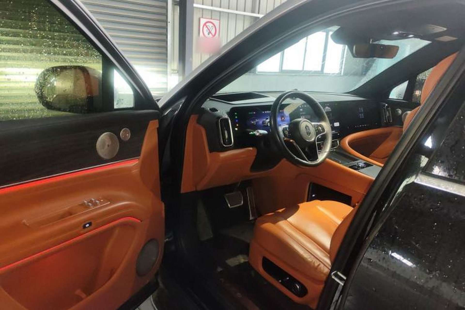 Used Hima AITO M9 2024 Range-Extended Ultra Version 42 kWh 6-Seater Model Driver Seat