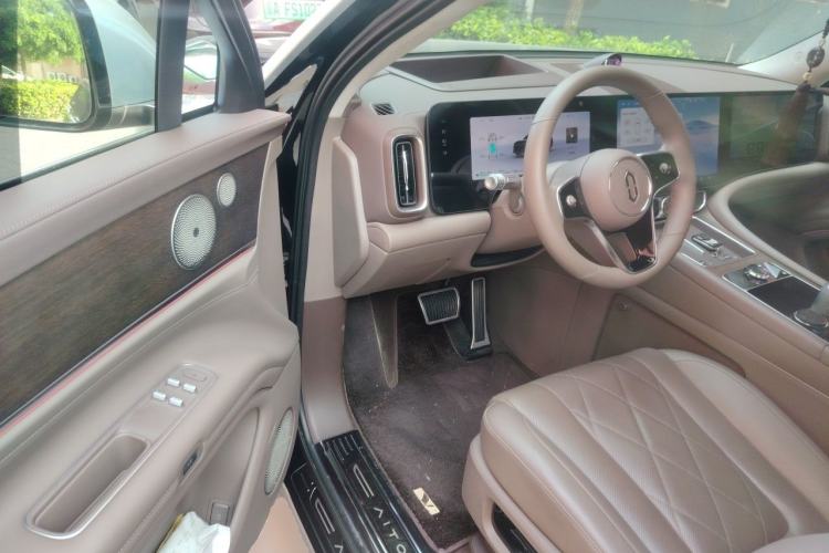 Used Hima AITO M9 2024 Range-Extended Ultra Version 52 kWh 5-Seater Model Driver Seat