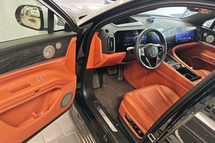 Used Hima AITO M9 2024 Range-Extended Ultra Version 42 kWh 6-Seater Model Driver Seat