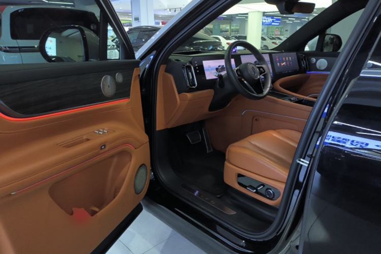 Used Hima AITO M9 2024 Range-Extended Ultra Version 42 kWh 6-Seater Model Driver Seat