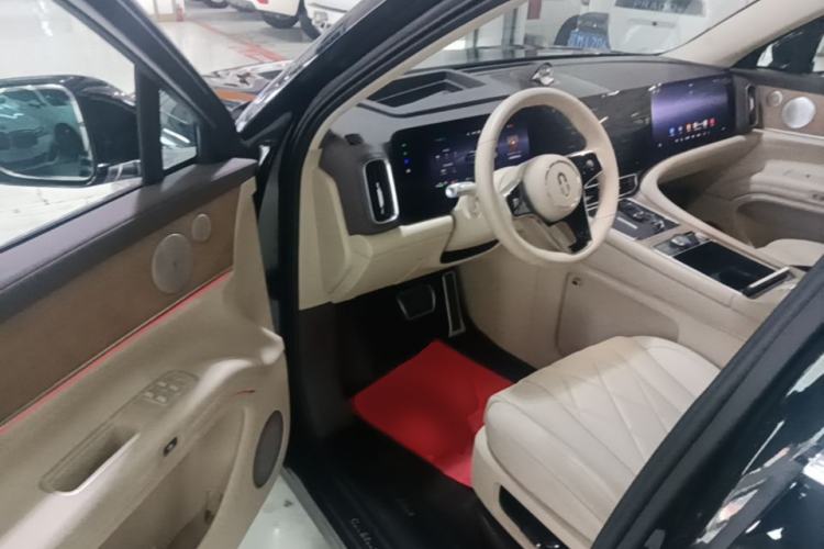 Used Hima AITO M9 2024 Range-Extended Ultra Version 42 kWh 6-Seater Model Driver Seat