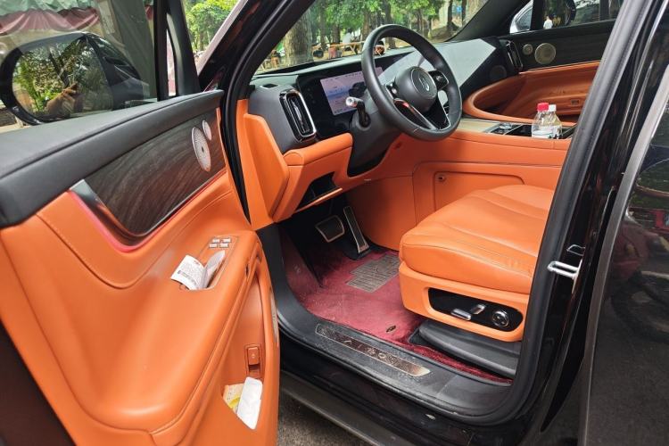 Used Hima AITO M9 2024 Range-Extended Ultra Version 42 kWh 6-Seater Model Driver Seat