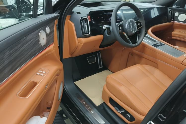 Used Hima AITO M9 2024 Range-Extended Max Edition 42 kWh 6-Seater Version Driver Seat