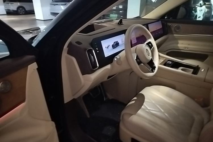 Used Hima AITO M9 2024 Range-Extended Max Edition 42 kWh 6-Seater Version Driver Seat