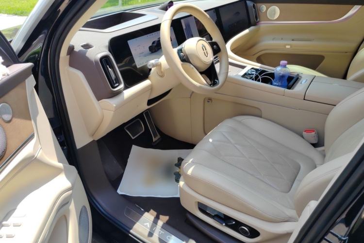 Used Hima AITO M9 2024 Range-Extended Max Edition 42 kWh 5-Seater Version Driver Seat