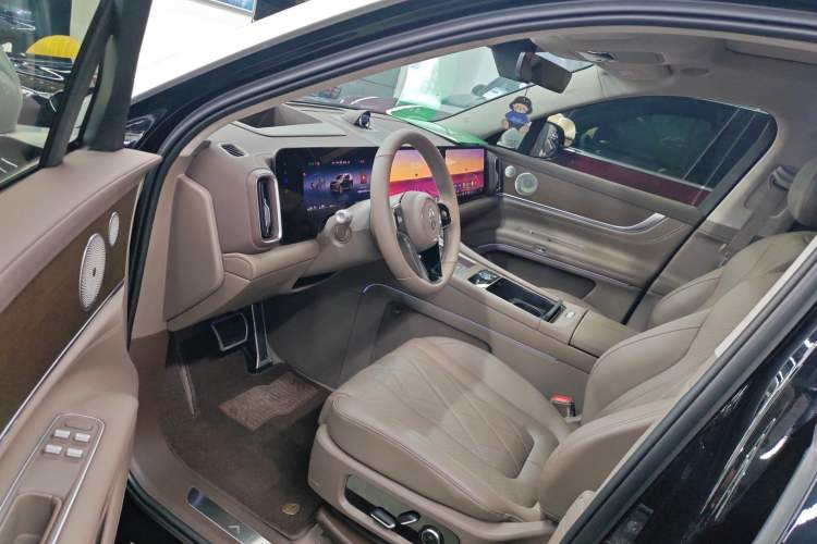 Used Hima AITO M9 2024 Range-Extended Ultra Version 52 kWh 5-Seater Model Driver Seat