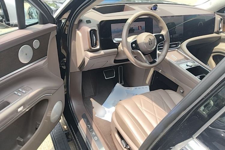 Used Hima AITO M9 2024 Range-Extended Ultra Version 52 kWh 5-Seater Model Driver Seat