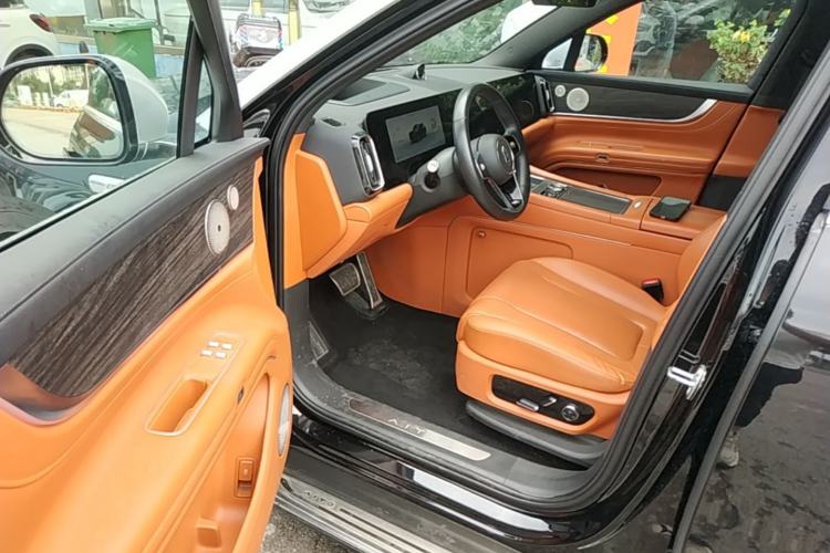 Used Hima AITO M9 2024 Range-Extended Ultra Version 42 kWh 6-Seater Model Driver Seat