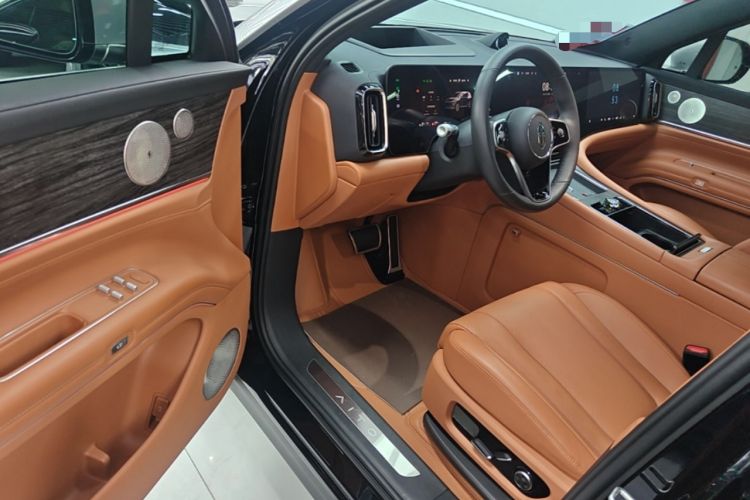Used Hima AITO M9 2024 Range-Extended Ultra Version 52 kWh 6-Seater Model Driver Seat
