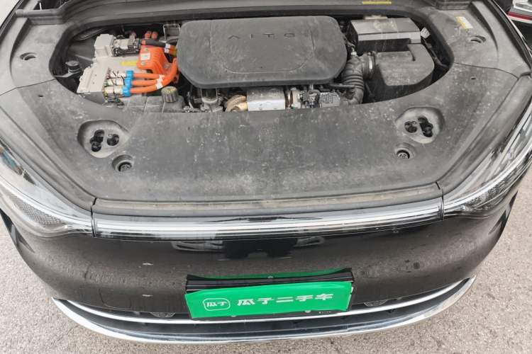Used Hima AITO M9 2024 Range-Extended Ultra Version 52 kWh 6-Seater Model Engine Bay