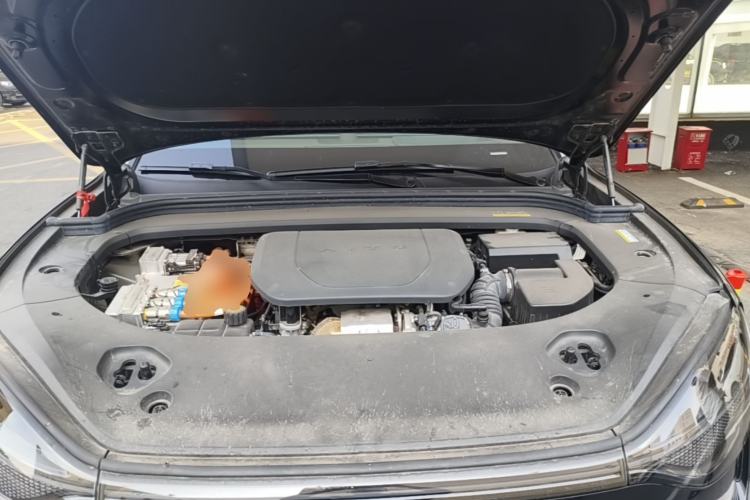 Used Hima AITO M9 2024 Range-Extended Ultra Version 42 kWh 6-Seater Model Engine Bay