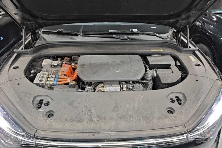 Used Hima AITO M9 2024 Range-Extended Ultra Version 52 kWh 5-Seater Model Engine Bay