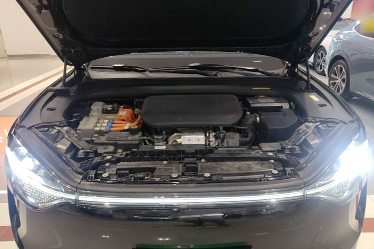 Used Hima AITO M9 2024 Range-Extended Ultra Version 42 kWh 6-Seater Model Engine Bay