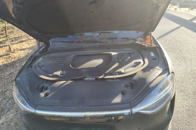 Used Hima AITO M9 2024 Range-Extended Ultra Version 42 kWh 6-Seater Model Engine Bay