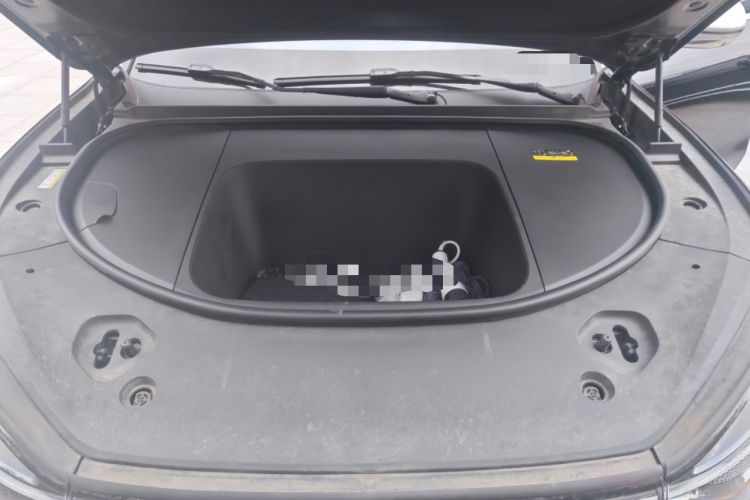 Used Hima AITO M9 2024 All-Electric Ultra Version 100 kWh 6-Seater Model Engine Bay