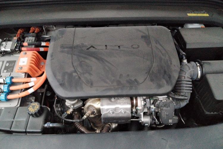 Used Hima AITO M9 2024 Range-Extended Ultra Version 52 kWh 6-Seater Model Engine Bay
