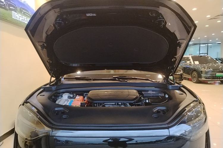 Used Hima AITO M9 2024 Range-Extended Ultra Version 42 kWh 6-Seater Model Engine Bay