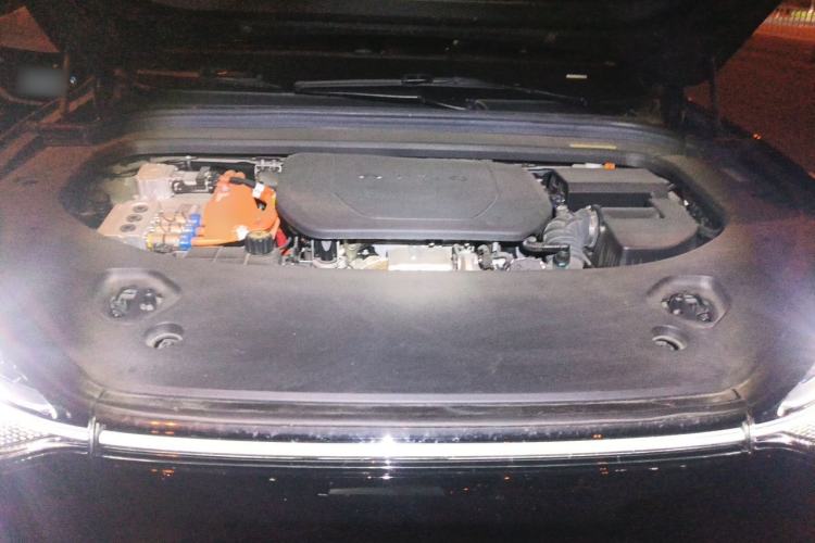 Used Hima AITO M9 2024 Range-Extended Ultra Version 52 kWh 5-Seater Model Engine Bay