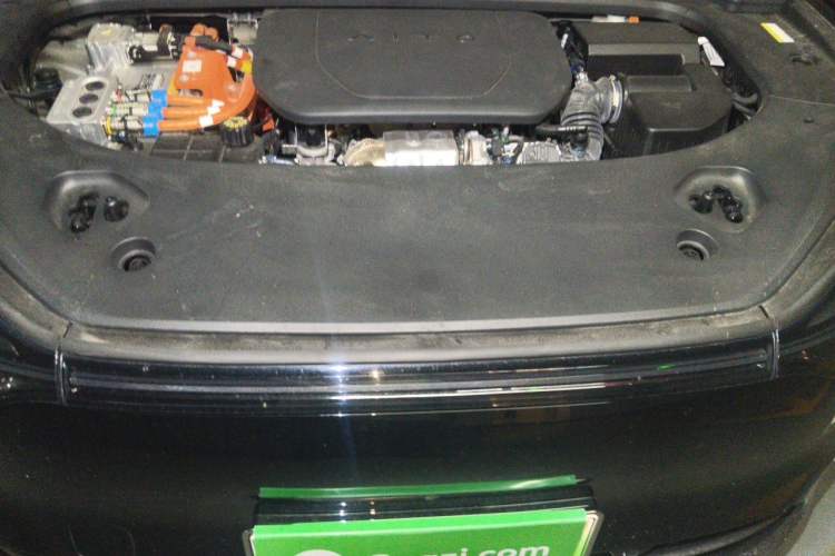 Used Hima AITO M9 2024 Range-Extended Ultra Version 52 kWh 6-Seater Model Engine Bay