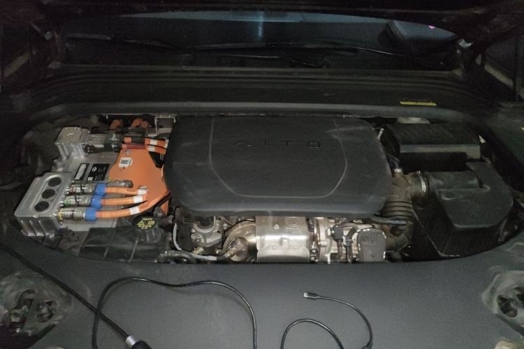 Used Hima AITO M9 2024 Range-Extended Ultra Version 42 kWh 6-Seater Model Engine Bay