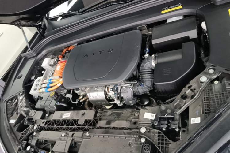 Used Hima AITO M9 2024 Range-Extended Ultra Version 52 kWh 5-Seater Model Engine Bay