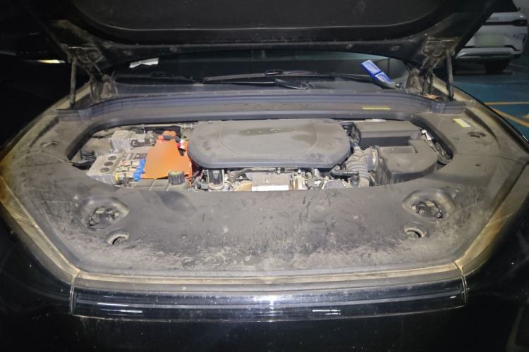 Used Hima AITO M9 2024 Range-Extended Ultra Version 52 kWh 5-Seater Model Engine Bay
