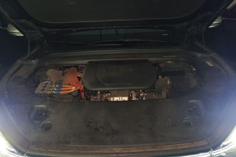 Used Hima AITO M9 2024 Range-Extended Ultra Version 52 kWh 6-Seater Model Engine Bay