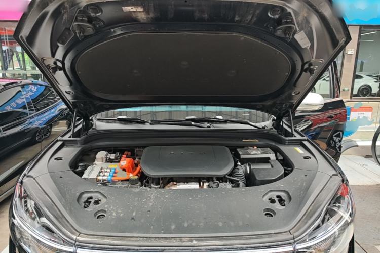 Used Hima AITO M9 2024 Range-Extended Ultra Version 52 kWh 6-Seater Model Engine Bay