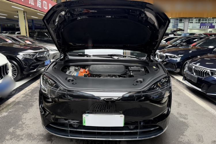Used Hima AITO M9 2024 Range-Extended Ultra Version 42 kWh 6-Seater Model Engine Bay