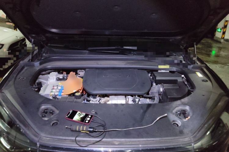 Used Hima AITO M9 2024 Range-Extended Ultra Version 52 kWh 6-Seater Model Engine Bay