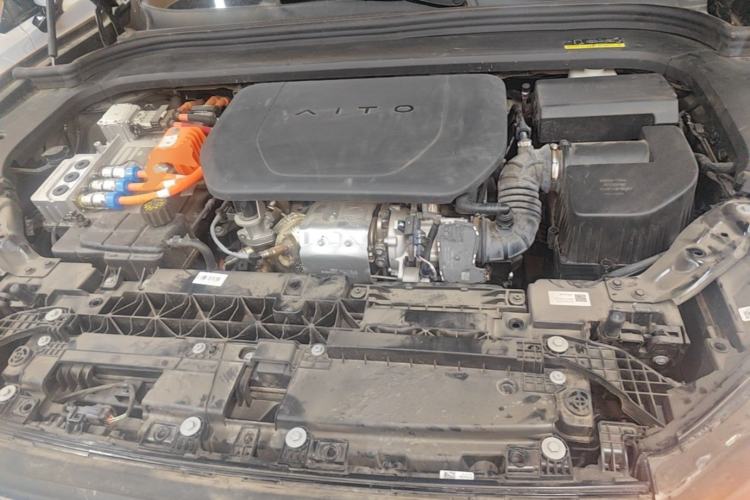 Used Hima AITO M9 2024 Range-Extended Ultra Version 42 kWh 6-Seater Model Engine Bay