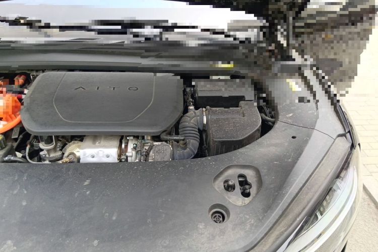 Used Hima AITO M9 2024 Range-Extended Ultra Version 52 kWh 5-Seater Model Engine Bay Left