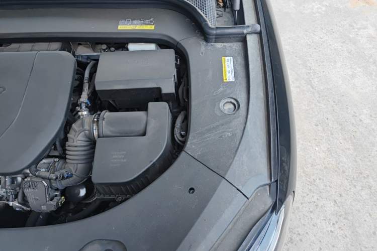 Used Hima AITO M9 2024 Range-Extended Ultra Version 42 kWh 6-Seater Model Engine Bay Left
