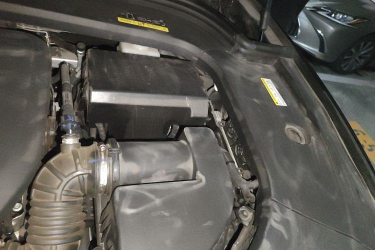 Used Hima AITO M9 2024 Range-Extended Ultra Version 42 kWh 6-Seater Model Engine Bay Left