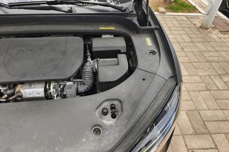 Used Hima AITO M9 2024 Range-Extended Max Edition 42 kWh 5-Seater Version Engine Bay Left