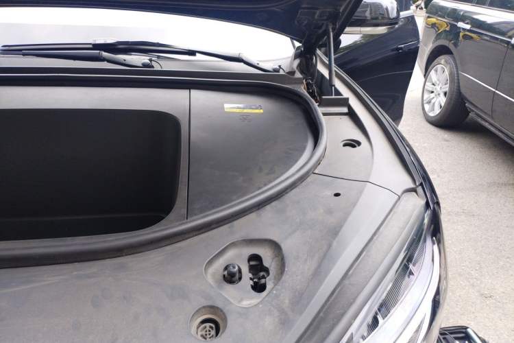 Used Hima AITO M9 2024 All-Electric Ultra Version 100 kWh 5-Seater Model Engine Bay Left