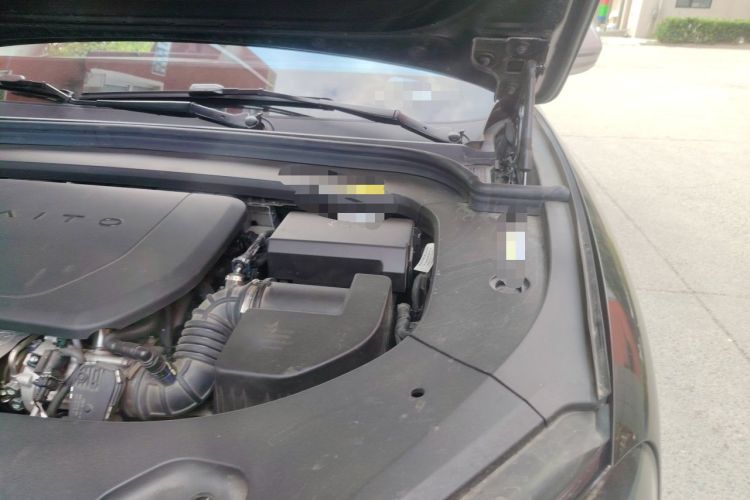 Used Hima AITO M9 2024 Range-Extended Ultra Version 52 kWh 5-Seater Model Engine Bay Left