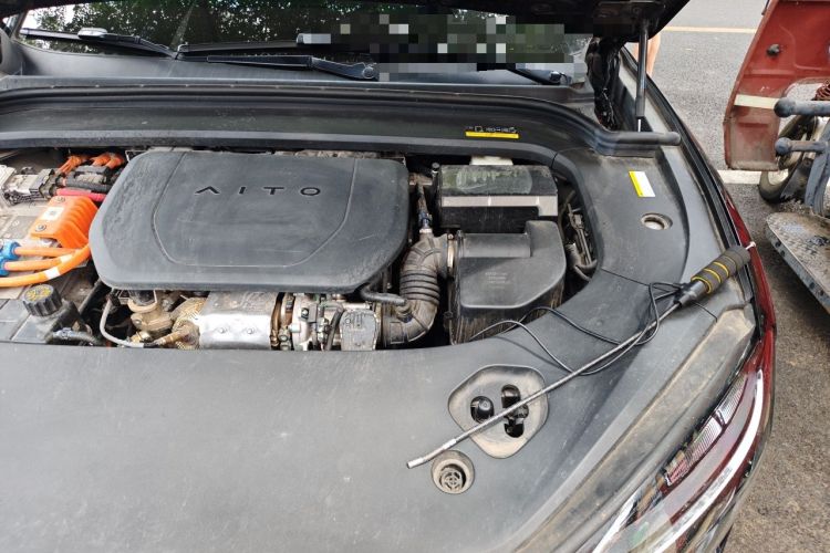 Used Hima AITO M9 2024 Range-Extended Ultra Version 42 kWh 6-Seater Model Engine Bay Left