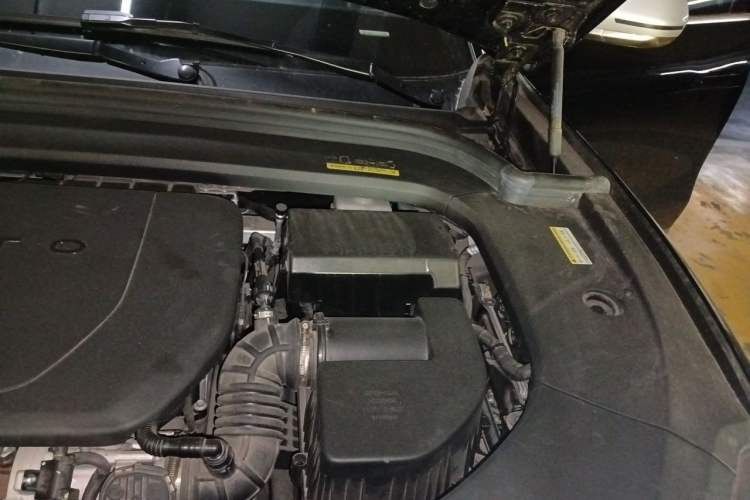 Used Hima AITO M9 2024 Range-Extended Max Edition 42 kWh 6-Seater Version Engine Bay Left